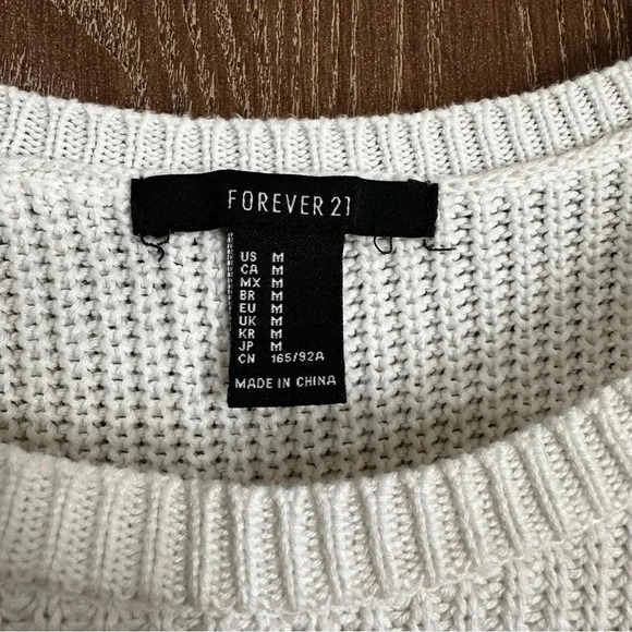 Forever 21 Women's Sweater Medium White Long Sleeve Cropped Knit Sweater - Picture 4 of 6
